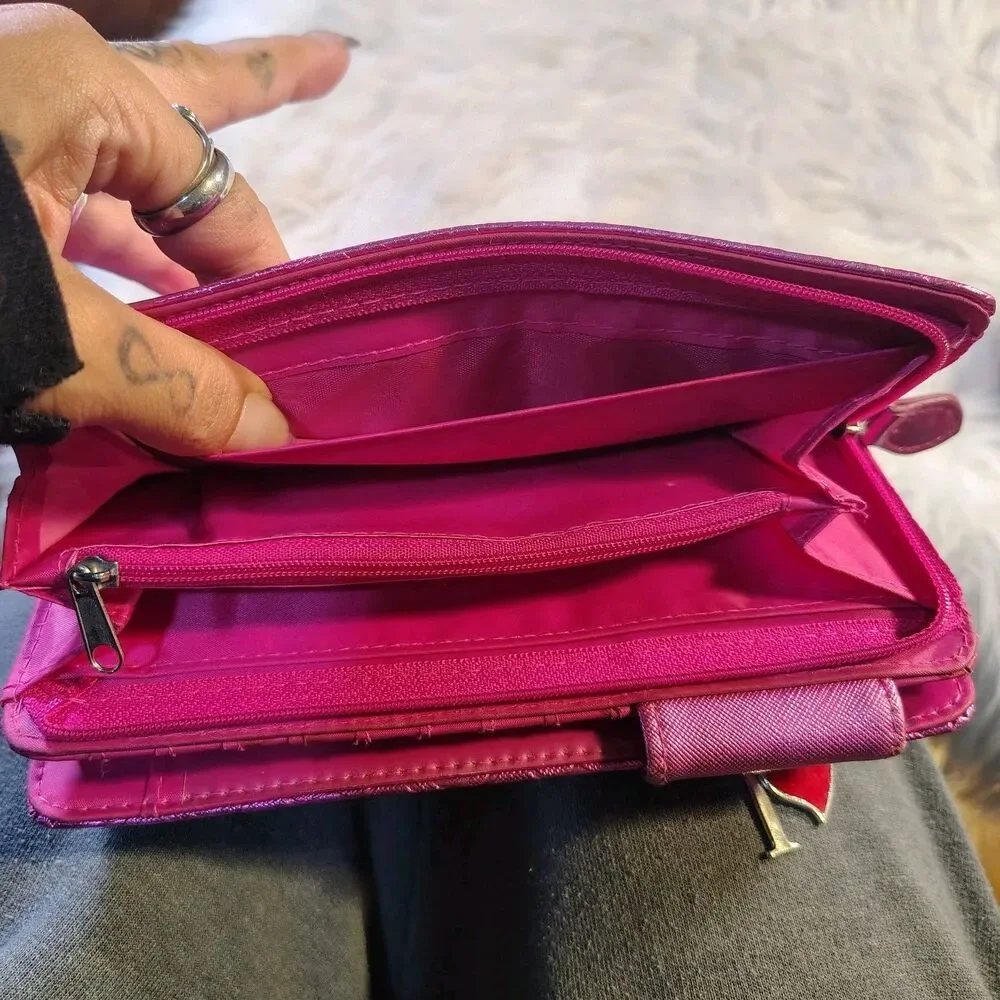Unbranded please see